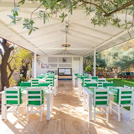 Hanim Pinar Butik סלימייה